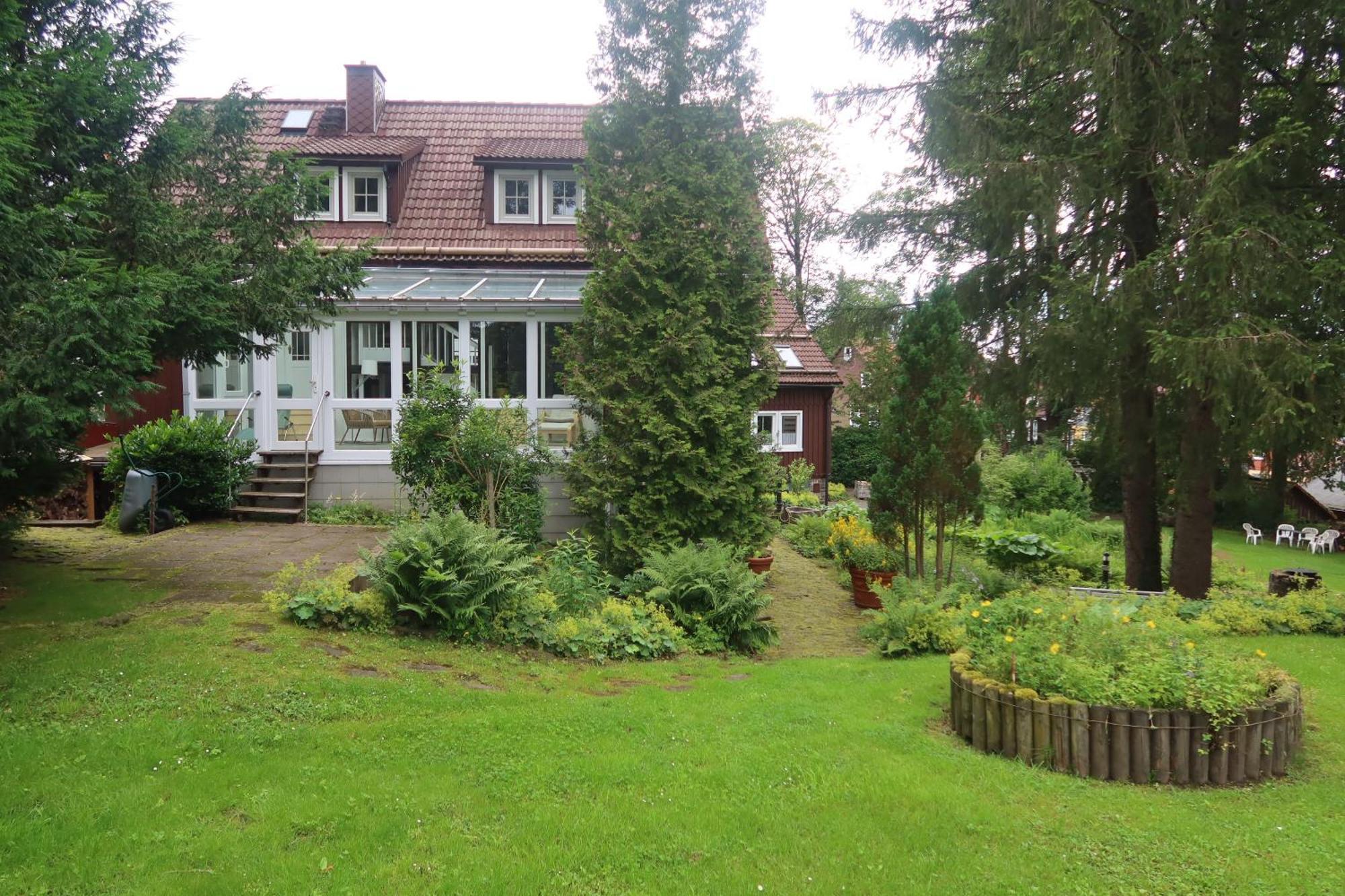 Liebevoll Eingerichtetes Ferienhaus Mit Grossem Garten Clausthal-Zellerfeld Buitenkant foto